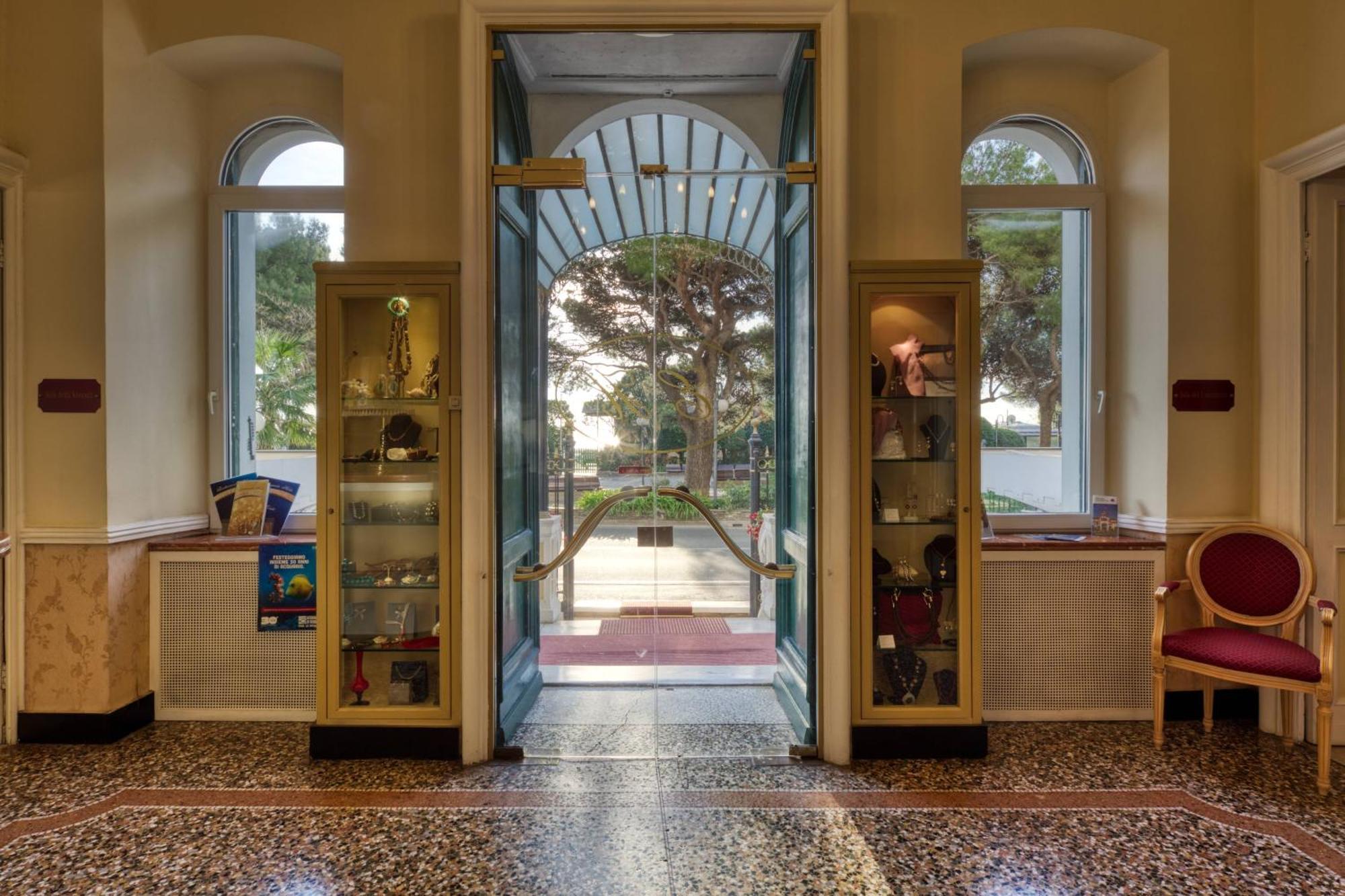 Ena Hotel Arenzano Exterior photo